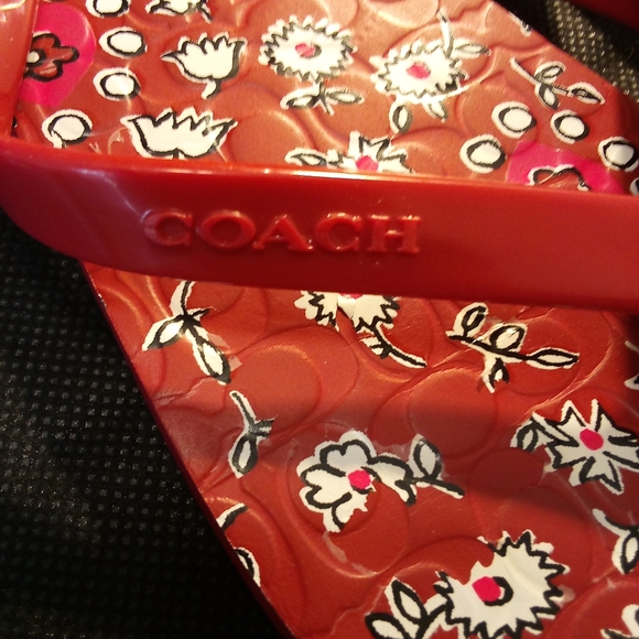Coach  - Abbigail Floral Thong Style Flip Flops, Size 7-8, Straps, Sorry No Box - Picture 2 of 8